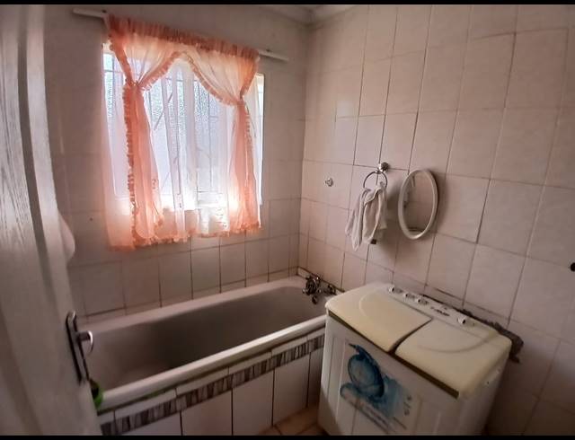 3 BEDROOM HOUSE FOR SALE IN EVATON WEST